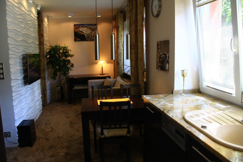 Old Muranow Apartment By Warsawresidence Group الغرفة الصورة
